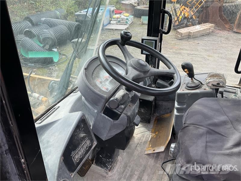 CAT 924G Колесни товарачи
