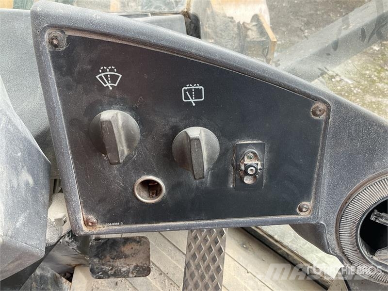 CAT 924G Колесни товарачи