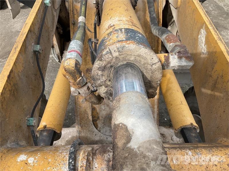 CAT 924G Колесни товарачи