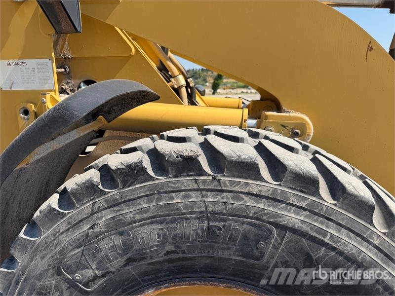 CAT 928G Chargeuse Sur Pneus Wheel Loader Wheel loaders