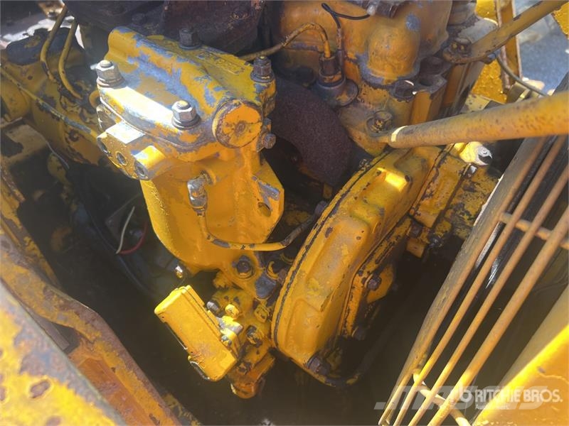 CAT 933 Φορτωτές με ερπύστριες