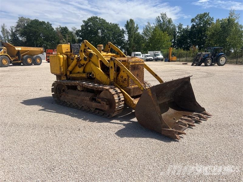 CAT 933 Φορτωτές με ερπύστριες