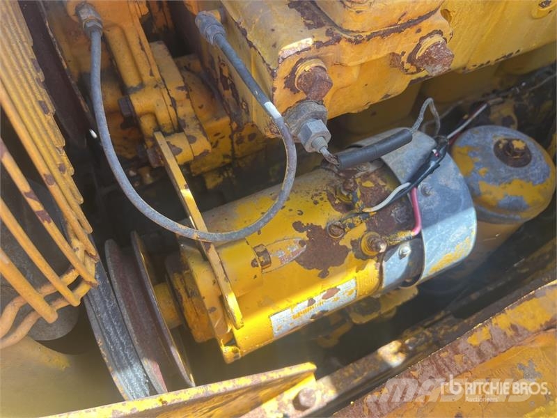 CAT 933 Φορτωτές με ερπύστριες