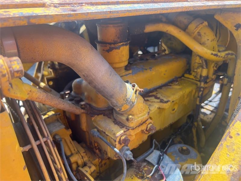 CAT 933 Φορτωτές με ερπύστριες
