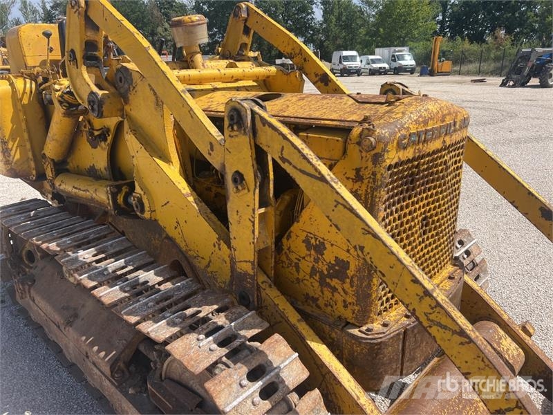 CAT 933 Φορτωτές με ερπύστριες