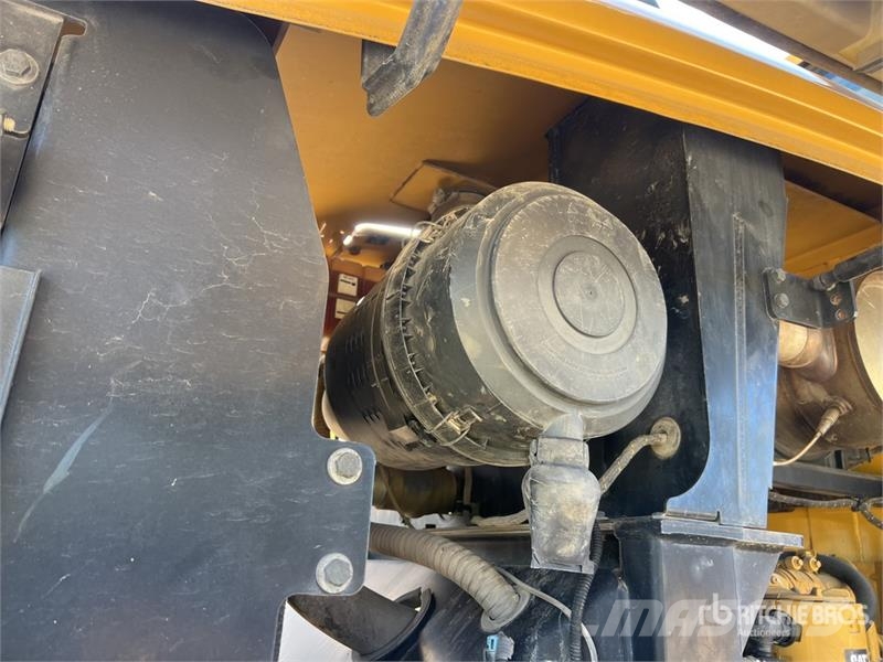 CAT 938K Chargeuse Sur Pneus Wheel Loader 輪胎式裝載機