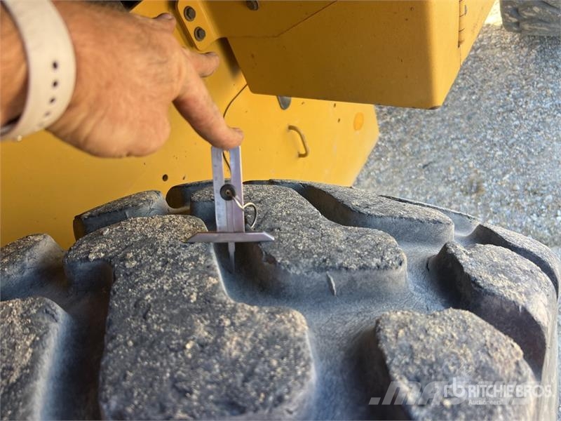 CAT 938K Chargeuse Sur Pneus Wheel Loader 輪胎式裝載機