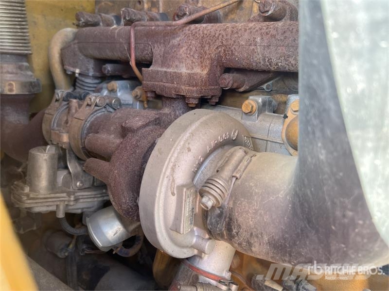 CAT 938K Chargeuse Sur Pneus Wheel Loader 輪胎式裝載機