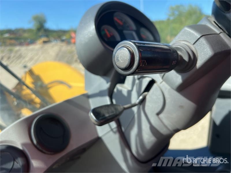 CAT 938K Chargeuse Sur Pneus Wheel Loader 輪胎式裝載機