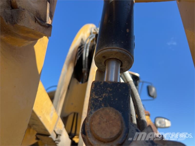 CAT 938K Chargeuse Sur Pneus Wheel Loader 輪胎式裝載機