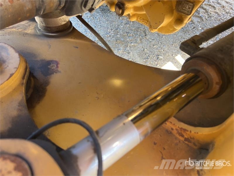 CAT 938K Chargeuse Sur Pneus Wheel Loader 輪胎式裝載機
