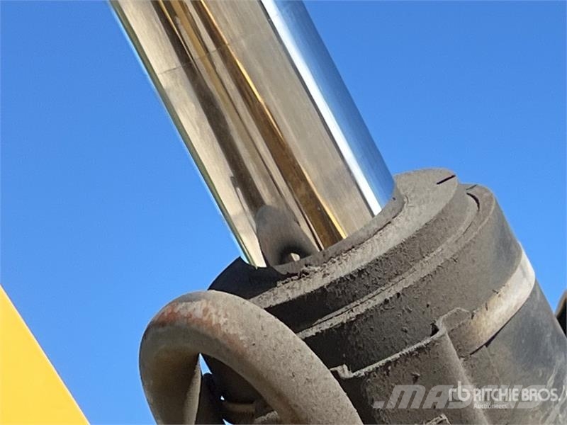 CAT 938K Chargeuse Sur Pneus Wheel Loader 輪胎式裝載機