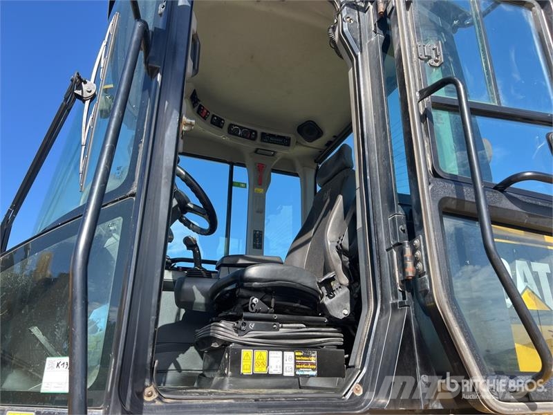 CAT 938K Chargeuse Sur Pneus Wheel Loader 輪胎式裝載機