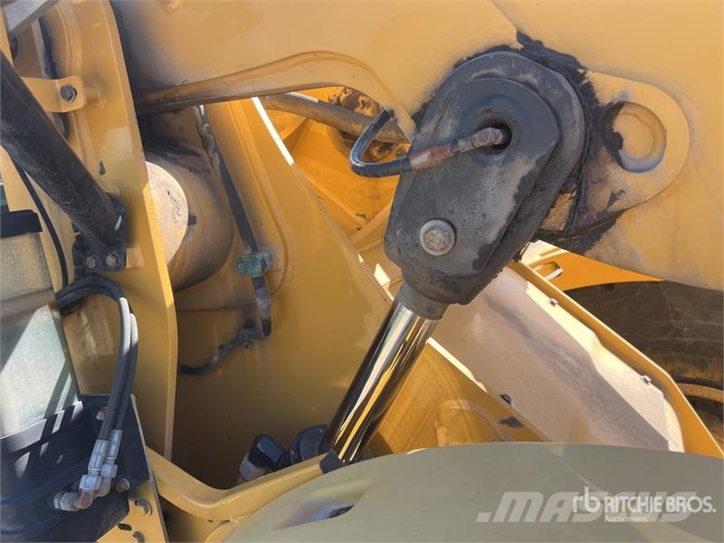 CAT 938K Chargeuse Sur Pneus Wheel Loader 輪胎式裝載機
