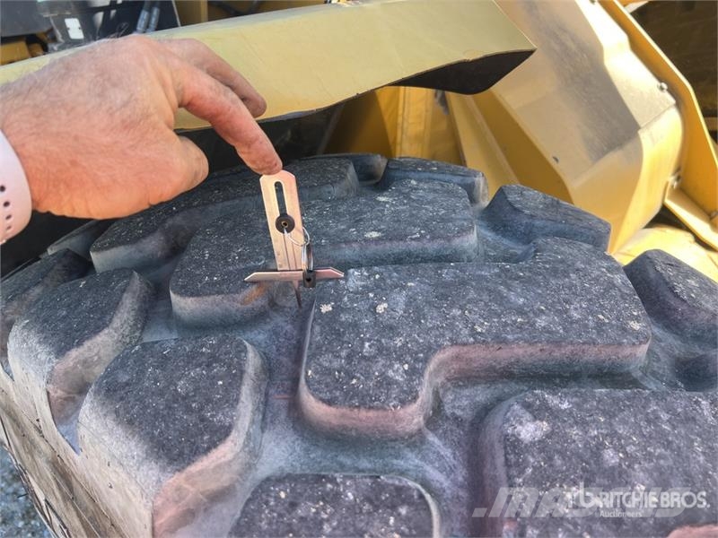 CAT 938K Chargeuse Sur Pneus Wheel Loader 輪胎式裝載機