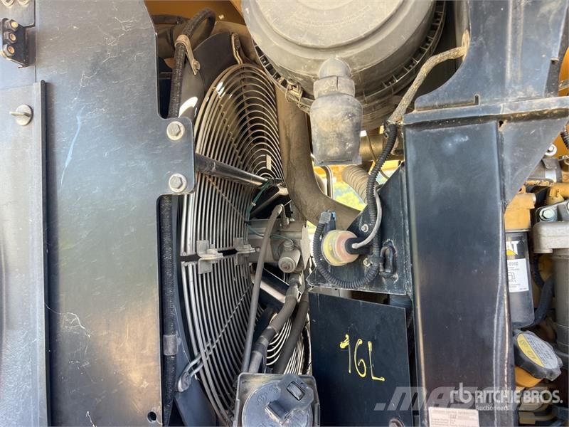 CAT 938K Chargeuse Sur Pneus Wheel Loader 輪胎式裝載機