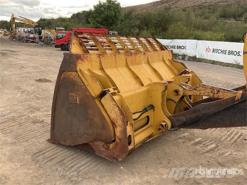 CAT 938M Rataslaadurid