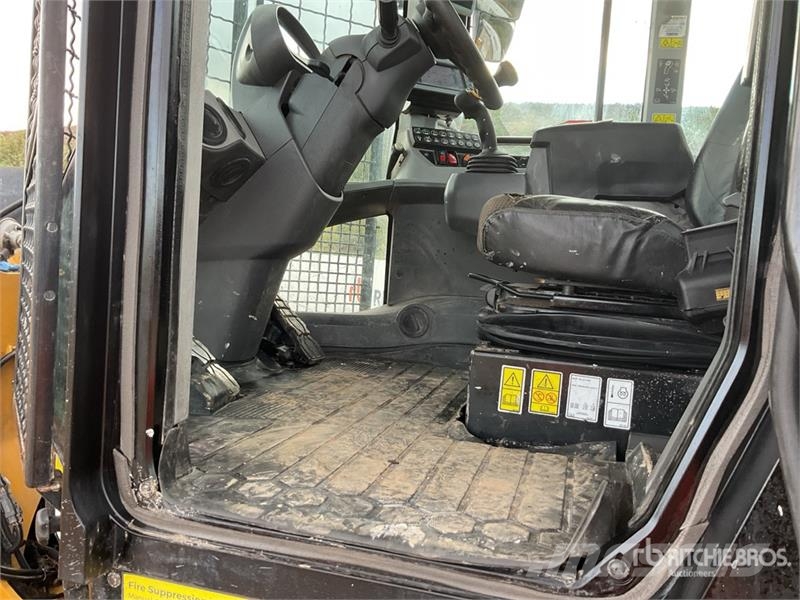 CAT 938M Rataslaadurid
