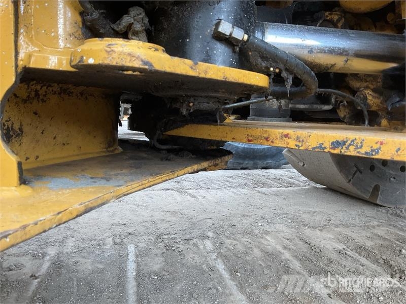 CAT 938M Rataslaadurid