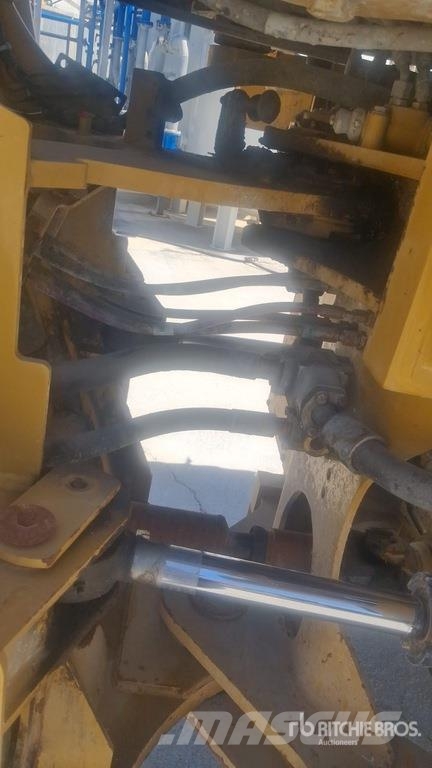 CAT 962M Wheel loaders