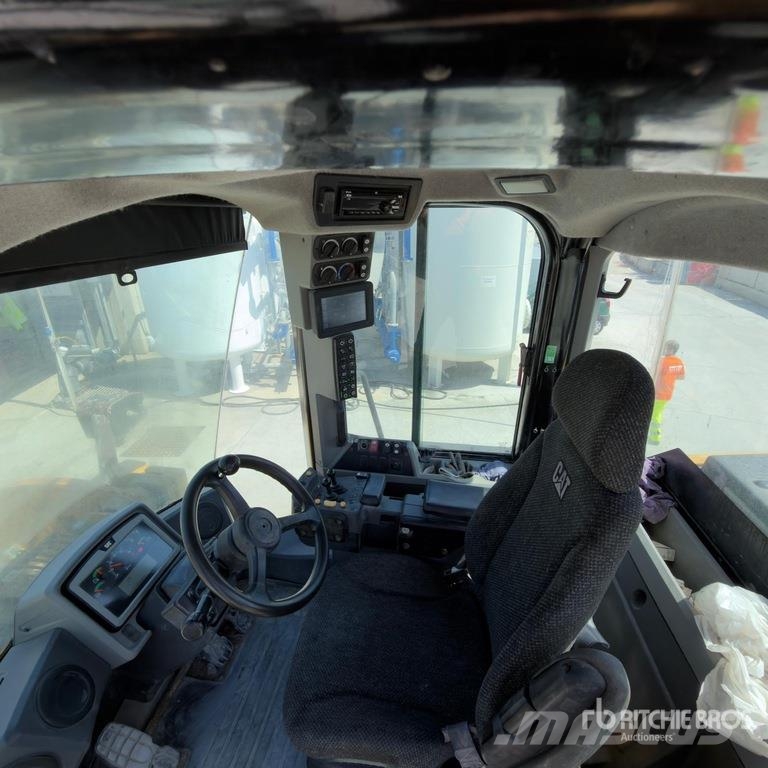 CAT 962M Wheel loaders
