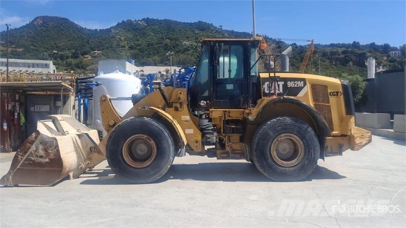 CAT 962M Wheel loaders
