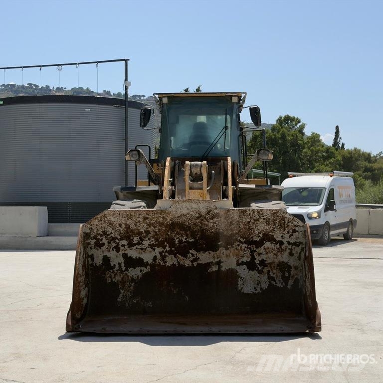 CAT 962M Wheel loaders