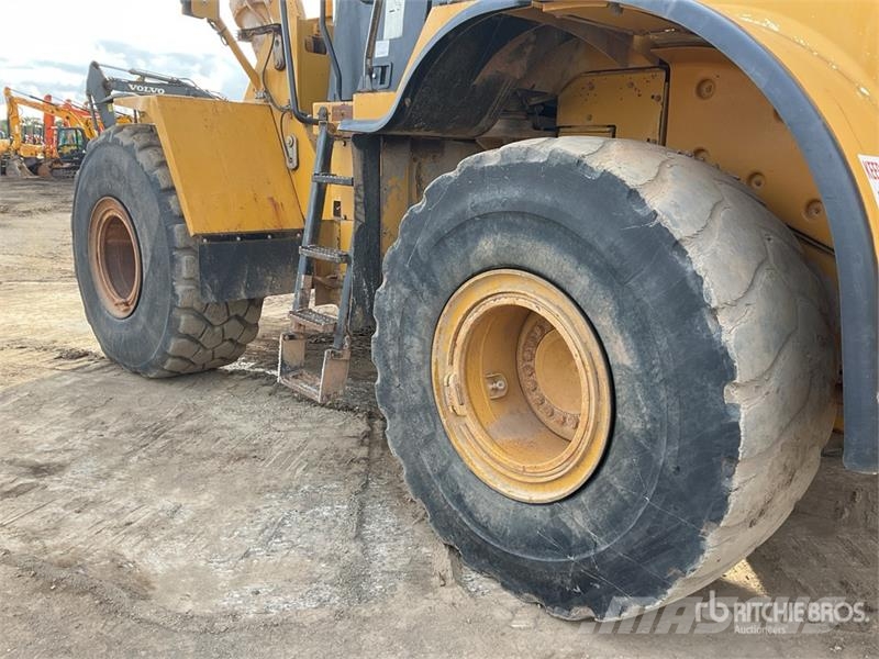 CAT 966 H Wheel Loader Wheel loaders