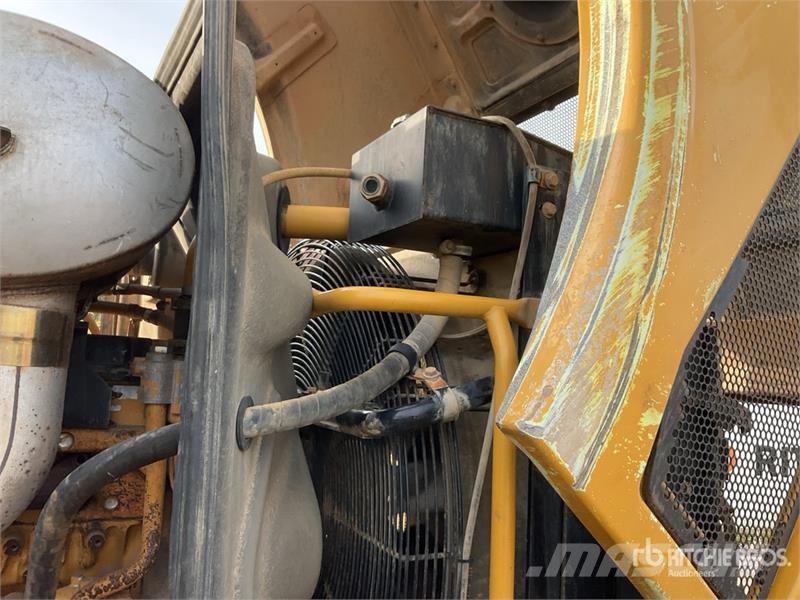 CAT 966 H Wheel Loader Wheel loaders