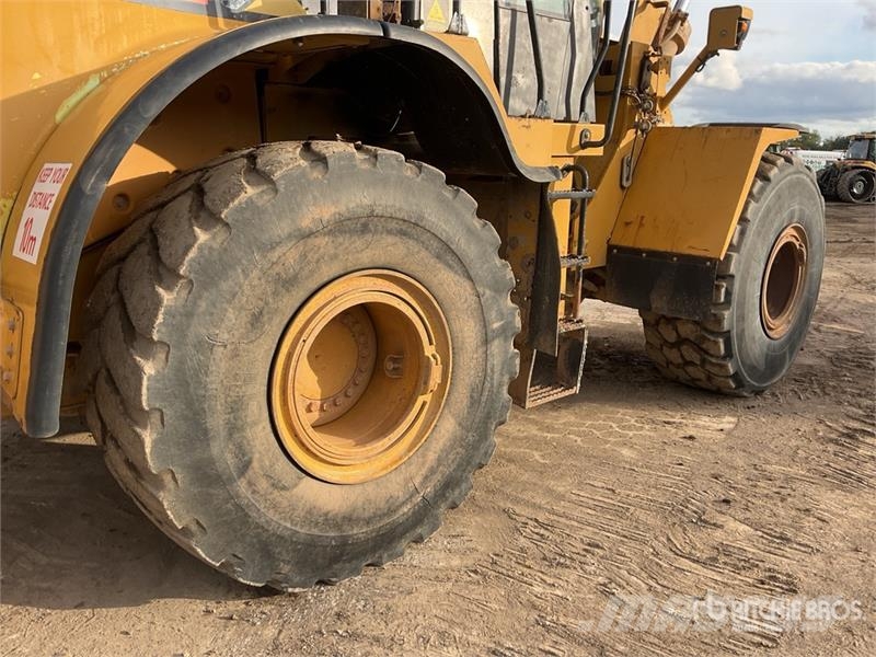 CAT 966 H Wheel Loader Wheel loaders
