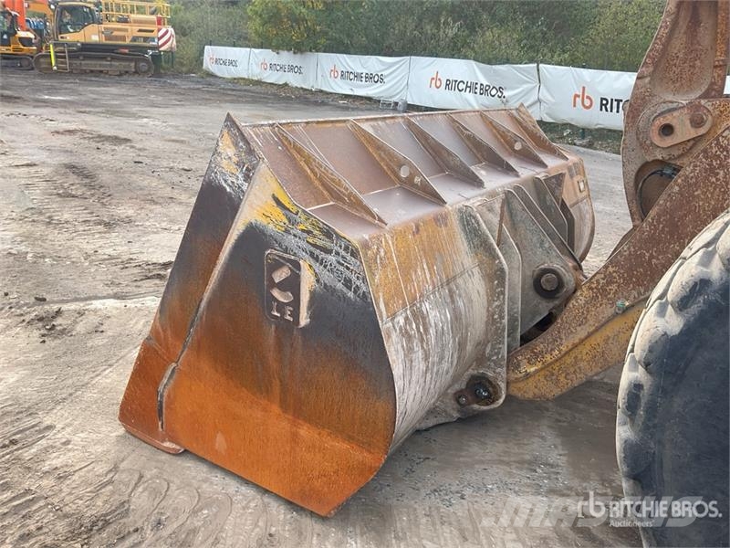 CAT 966 H Wheel Loader Wheel loaders