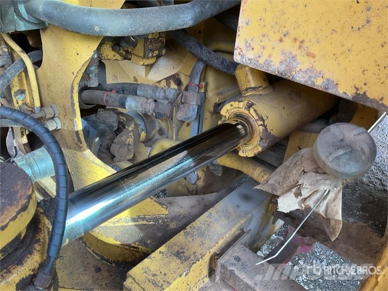 CAT 966 H Wheel Loader Wheel loaders