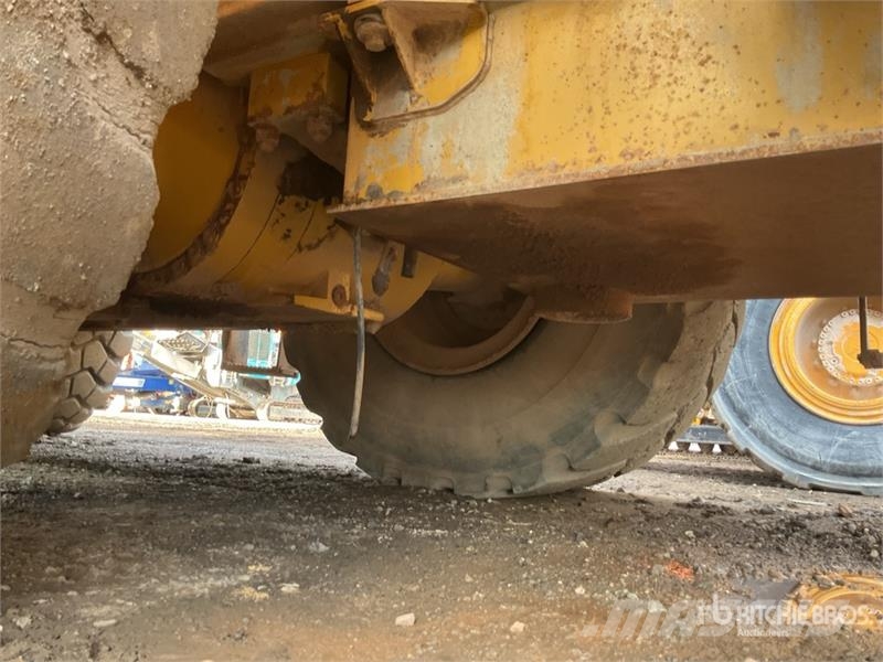 CAT 966 H Wheel Loader Wheel loaders