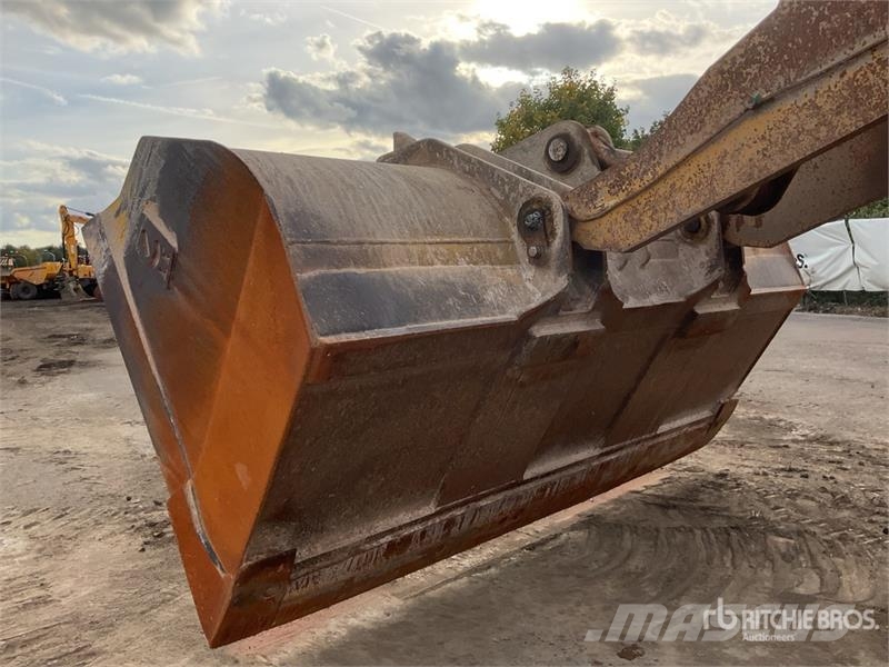 CAT 966 H Wheel Loader Wheel loaders