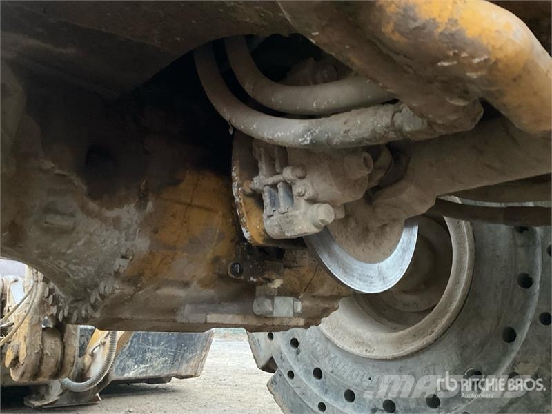 CAT 966 High Lift Wheel Loader Wheel loaders
