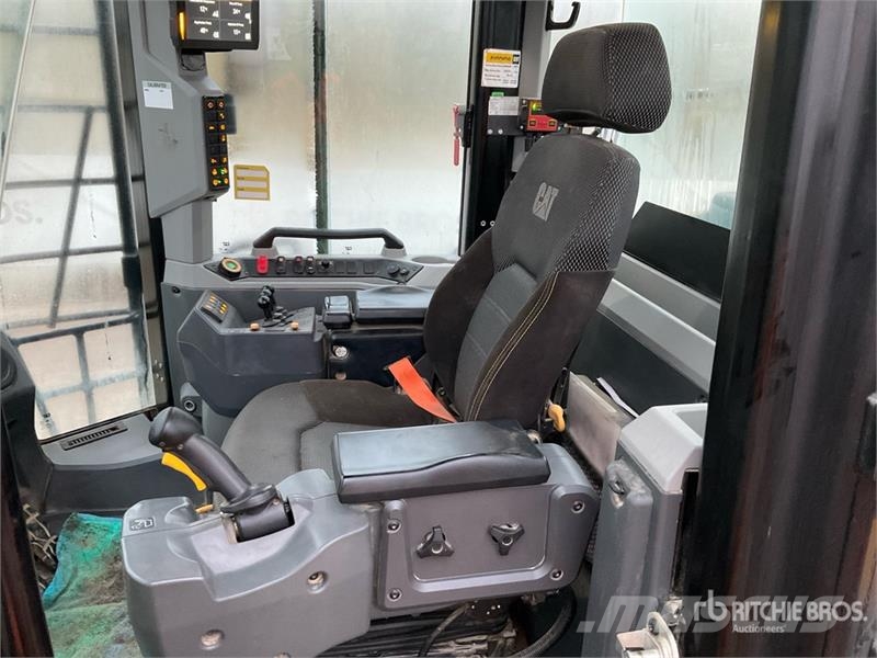 CAT 966 High Lift Wheel Loader Wheel loaders