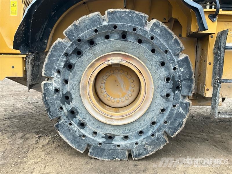 CAT 966 High Lift Wheel Loader Wheel loaders