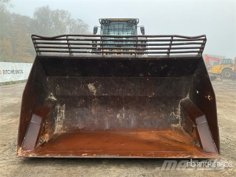 CAT 966 High Lift Wheel Loader Wheel loaders