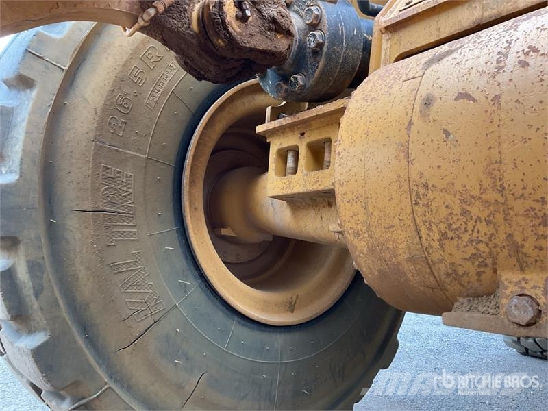 CAT 966 K High Lift Wheel Loader Pale gommate