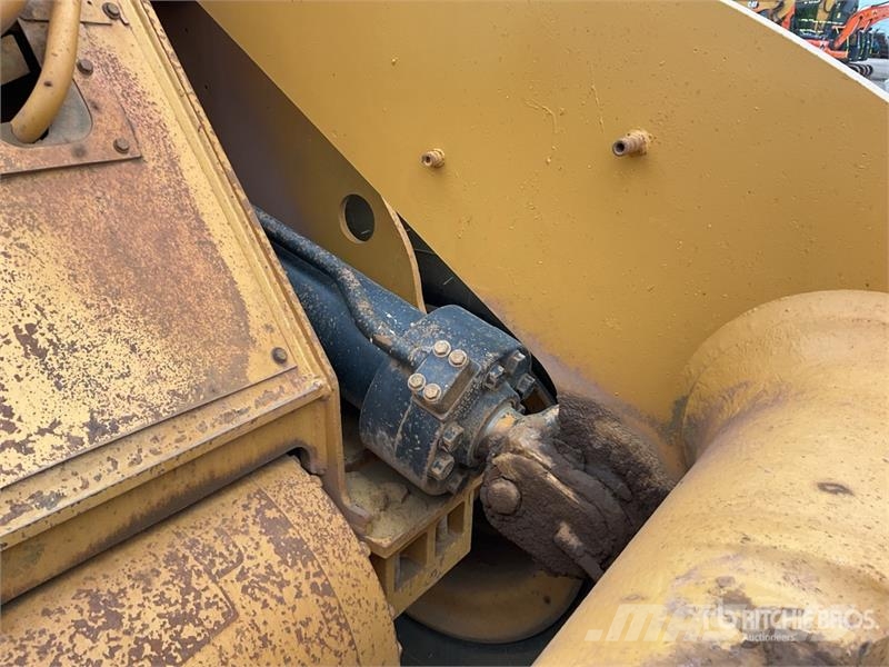 CAT 966 K High Lift Wheel Loader Pale gommate