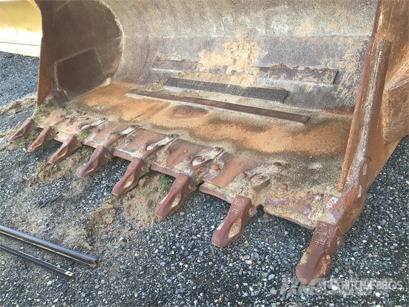 CAT 966G 輪胎式裝載機