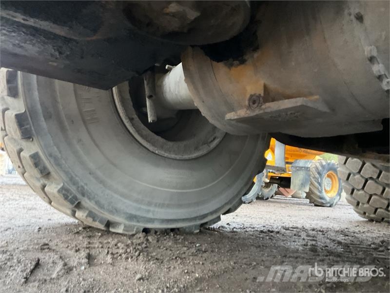 CAT 966G Carregadeiras de rodas