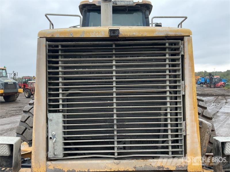 CAT 966G Carregadeiras de rodas
