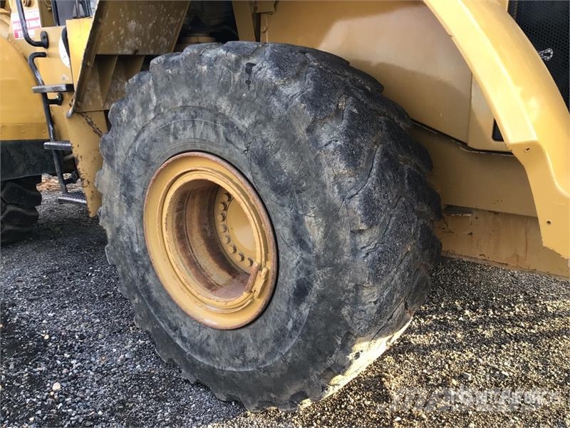 CAT 966G 輪胎式裝載機