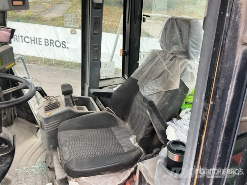 CAT 966G Carregadeiras de rodas