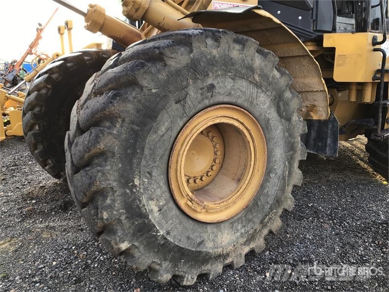 CAT 966G 輪胎式裝載機