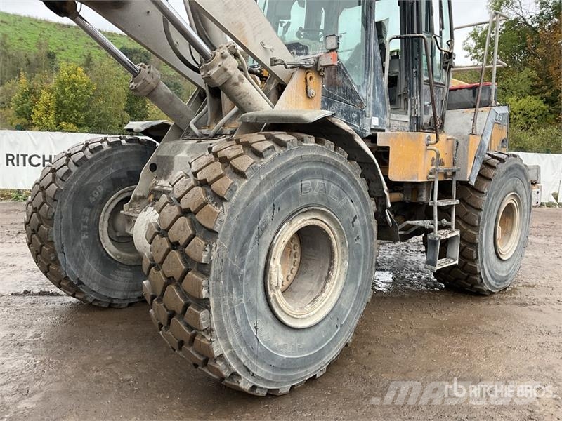 CAT 966G Carregadeiras de rodas
