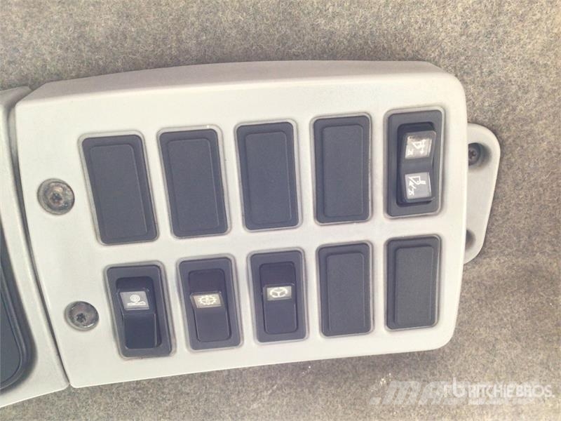 CAT 966G 輪胎式裝載機