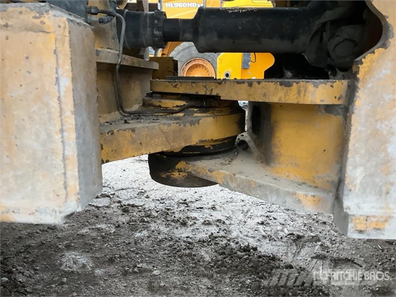 CAT 966G Carregadeiras de rodas