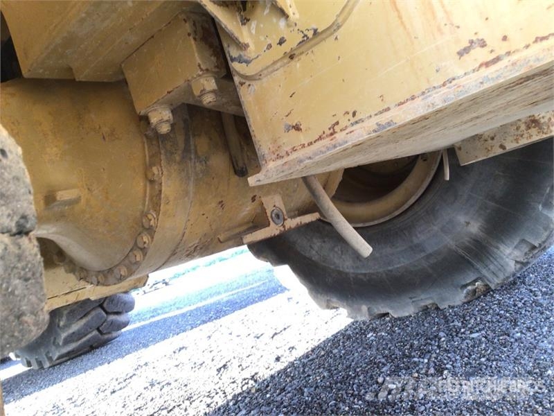 CAT 966G 輪胎式裝載機